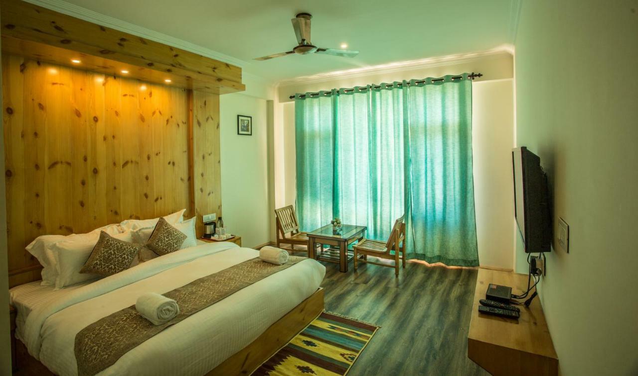 Hôtel Pashmina à Manāli Extérieur photo